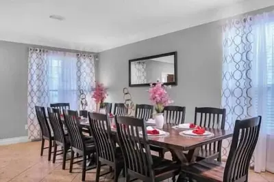 Image de Top Notch - Former Model Home