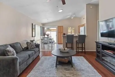 Beautiful And Cozy Home