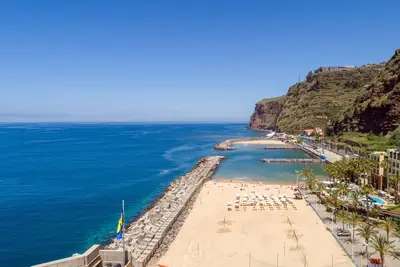 Image de Ribeiro´s House, an Apartment With Views Overlooking Ocean and Calheta