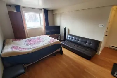 Image de Cozy Apartment with Parking, River View, 15 minutes Downtown