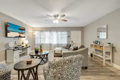 Image de Valle House | 4br/3ba | Hot Tub + Game Room | Sleeps 10 | Near Busch Gardens