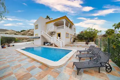 Image de Appartement de vacances \"El Descanso\" avec vue sur la mer, piscine partagée et Wi-Fi