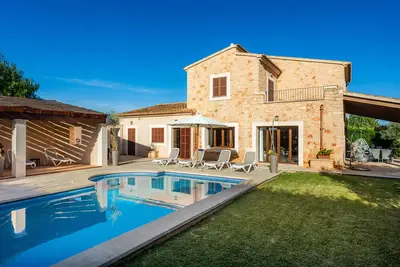 Image de Maison de campagne \"Es Pinarons\" avec piscine privée, 4 terrasses privées et Wi-Fi