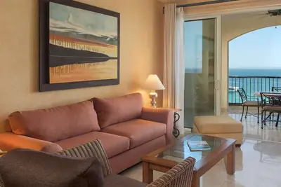 Image de Beautiful new ocean front resort.