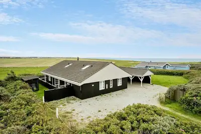 Image de Maison confortable à Løkken avec sauna