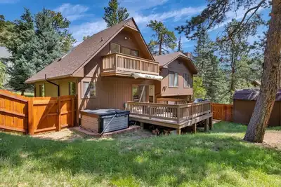 Image de Beautiful mountain getaway with hot tub! \n\n