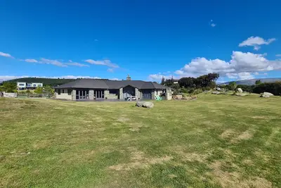 Image de Walk to the lake at Peninsula Bay Wanaka