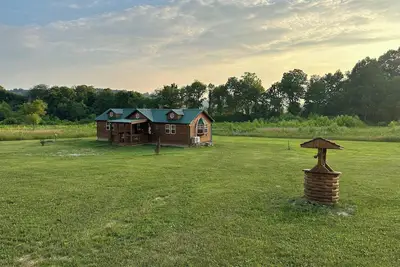 Image de Brand New Cozy cabin in Hocking Hills.