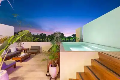 Image de Luxury penthouse-private rooftop and plunge pool