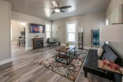 Image de Nestled in the heart of downtown Smithville, Mo