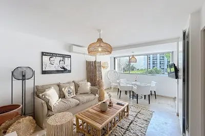 Image de Cannes : Bobo chic, très bel appartement 2 chambres et au calme