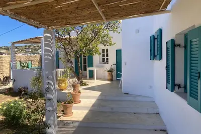Image de Maison grecque typique. Charme et calme