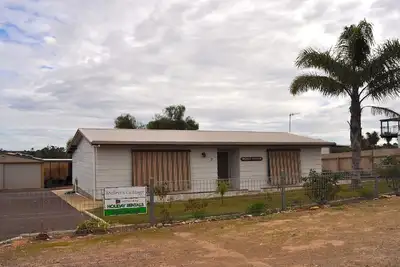 Image de Melina's Cottage is a neat, tidy, budget property