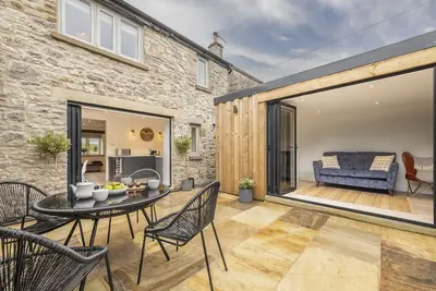Meadow View is a traditional stone cottage with a beautiful modern twist.