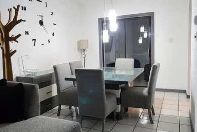 Image de Near the Us consulate, comfortable house for 3-5 guests in a centric location