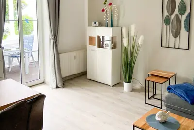 Image de Fewo Nr. 3 > 2-zimmer-ferienwohnung - Villa Azur - Meerblick - Sassnitz auf Rügen