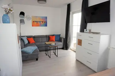 Image de Fewo Nr. 5 > 2-zimmer-ferienwohnung - Ohne Haustiere - Villa Azur - Meerblick - Sassnitz auf Rügen