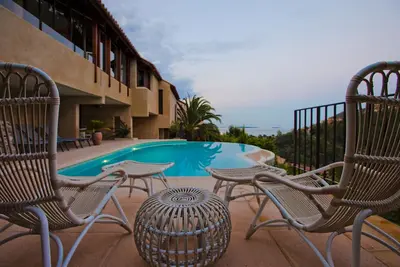 Image de Stunning villa featuring gorgeus views of the Bay of Cannes & Esterel Mountains