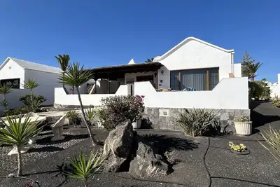 Image de Schöner Bungalow in Playa Bastian, Costa Teguise