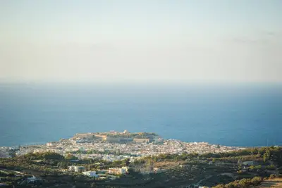 Image de Only 8 minutes away from the town centre of Rethymnon and the beach!