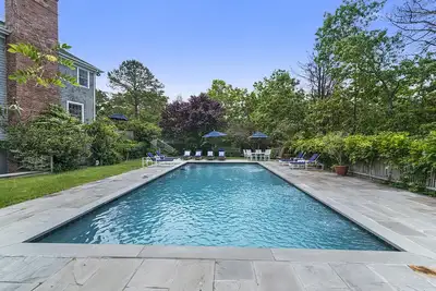 Image de Water Mill Hilltop with pool and tennis