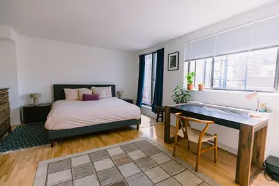 Image de Upscale Modern 2br 2ba in Chelsea with elevator/laundry/private terrace