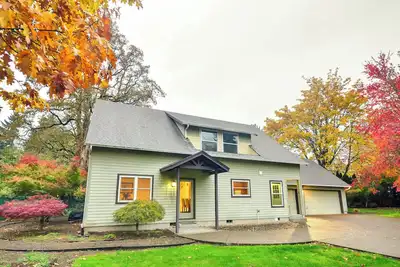 Image de Dog-Friendly Milwaukie Home: 9 Mi to Dtwn Portland