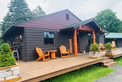 Image de Adirondack Home between Tupper Lake and Cranberry Lake