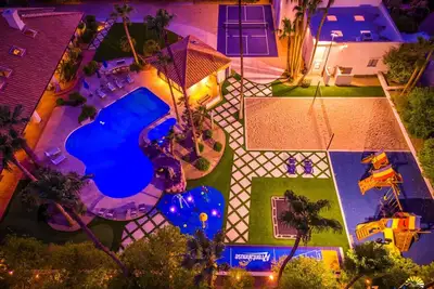 Image de 3Mill$Waterslide Paradise+Vball+IndoorBball+Golf