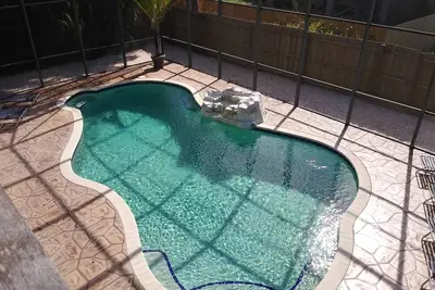 Image de Coastal Paradise w/ heated pool, clean and comfy, centrally located