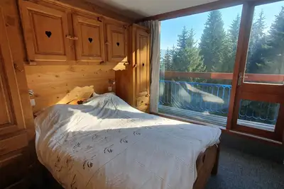 Image de Arc 1800: apt 4 ch esprit chalet ski aux pieds vue Mont blanc