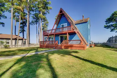 Beachy Maryland A-Frame: Steps to Chesapeake Bay!