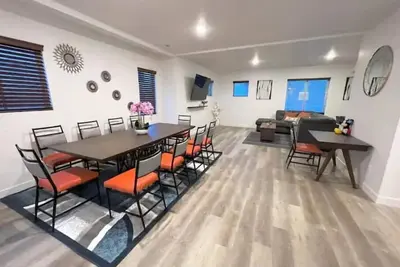 Image de Modern Townhouse w/ All Kings and Private Rooftop