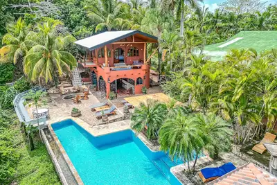 Image de Jungle Villa with Ocean Views 9 Suites with guest house and two pools