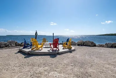 Lagoon Escape with Golf Cart & Paddle Board