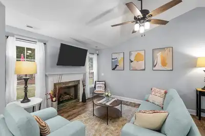 Image de The Oasis. 3br Entire unit with Private Yard