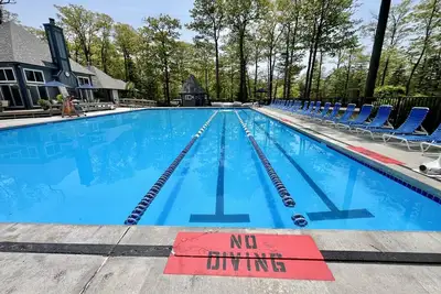 ☀️ Summer Escape w/ Scenic Views, Pool Access & Pet-Friendly Comfort 🏞️🐾🏊‍♀️