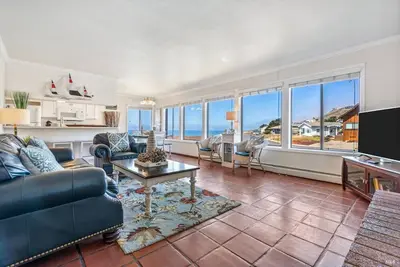Image de Quick walk to the Beach\n3 Bedrooms 1. 5 Bath\n Sleeps 6