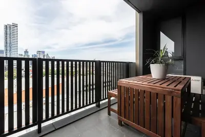 Image de Southside Contemporary Balcony Stay w City Views