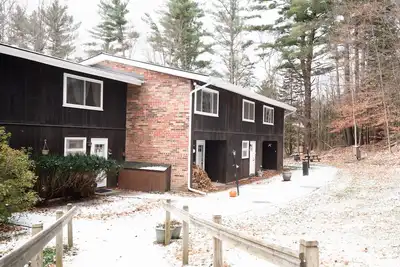 Image de Central & Chic Stowe Ski Den for 8: Fox Hill 3. 10 mins to the mountain!