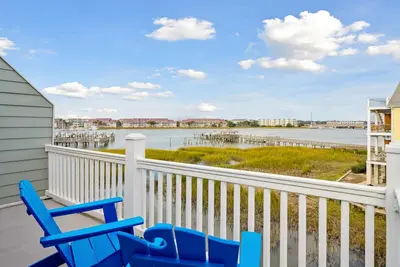 Image de 20 Turtle Bay! 30 Night Minimum Stay - River View, Community Pool & Dock
