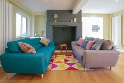 Image de Unique 5bd Farm House Perfect for Relaxing