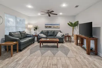 Image de Anchor Bungalow 3-bedroom house with Ac, WiFi in peaceful Pensacola
