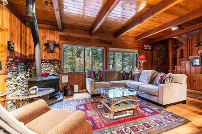 Image de Cozy and Comfortable in Carnelian Bay