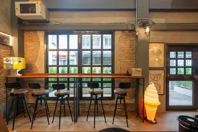 Image de Boutique Loft Suite | Old Town Bkk – H. O. M