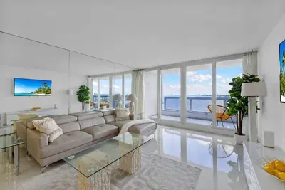 Image de 2br with Views, Perfect Long Stay Base