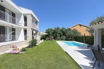 Image de Maison de vacances Pula pour 1 - 8 personnes avec 3 chambres Ă coucher - Maison de vacances
