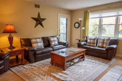 Image de Family-Friendly Condo at Okemo w/ Fireplace