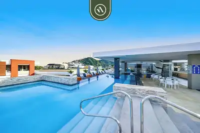 Image de Luxurious 2br Condo in Zona Romantica - Pool - Gym