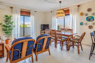 Image de Casa Brasil 2 Bdr W/ Balcony by LovelyStay